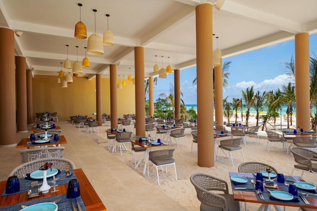 Hotel The Mora Zanzibar Matemwe  Exterior foto The buffet at the buffet restaurant